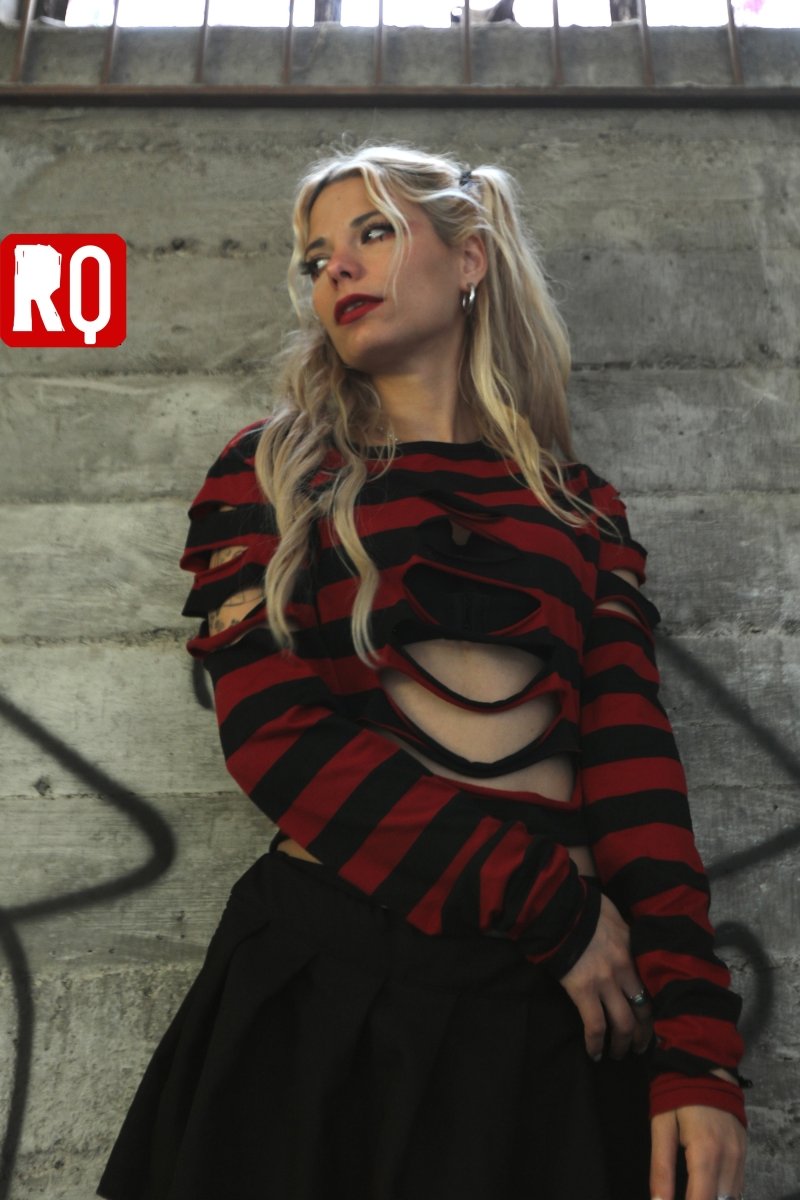 Cutout crop top with red and black stripes - rage quit